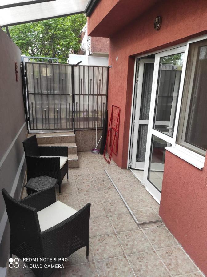 Fenix Appartement Belgrado Buitenkant foto