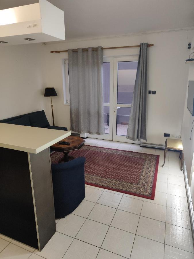 Fenix Appartement Belgrado Buitenkant foto